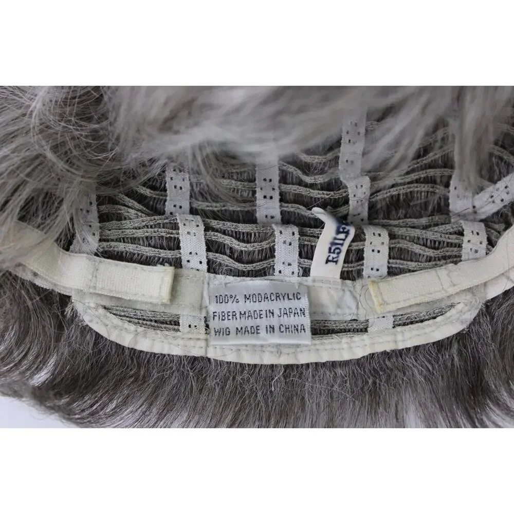 Estetica Short Wig Silver Gray R51